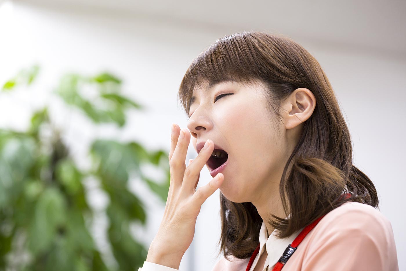 月に一度の耐え難い「生理前の眠気」をスッキリ！！